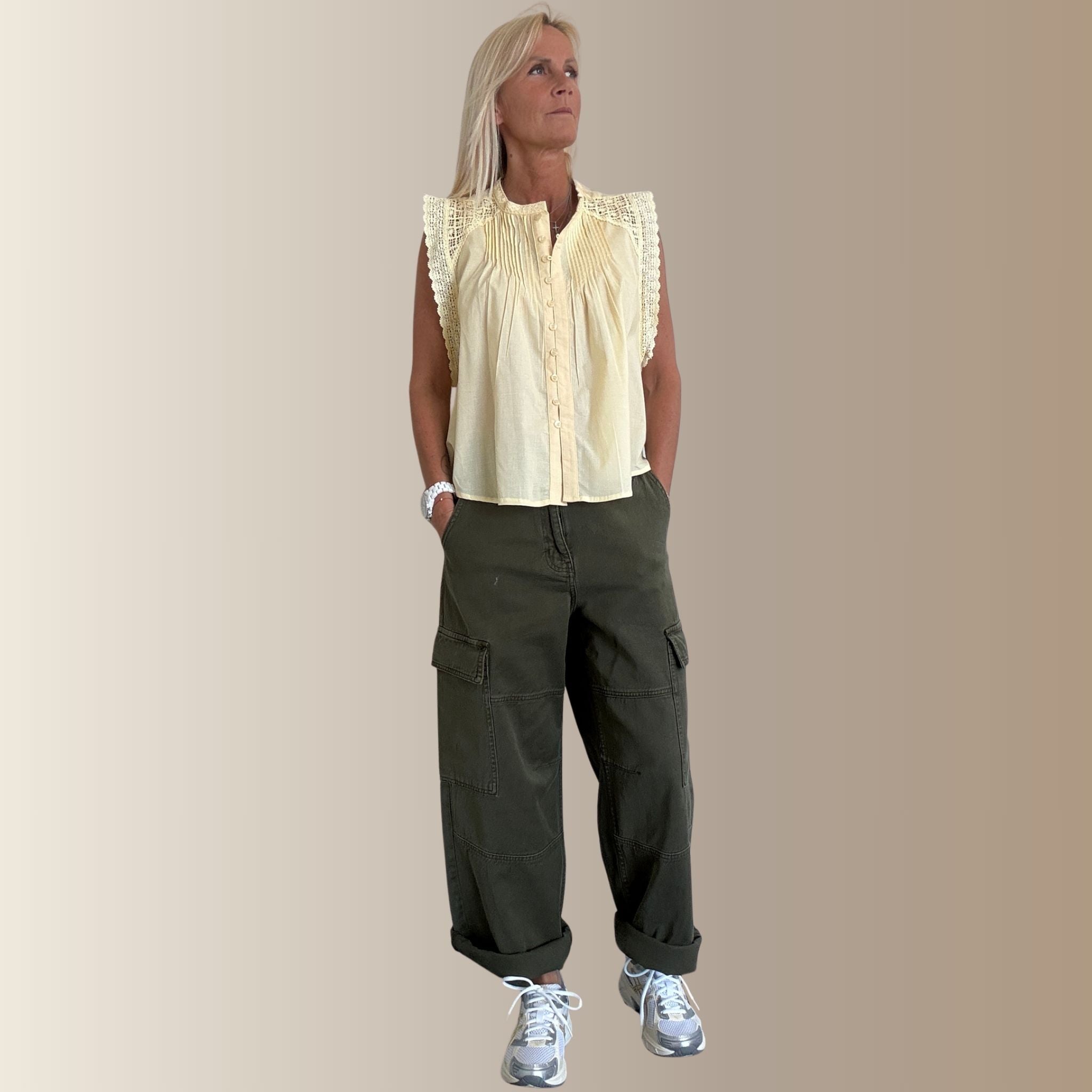 ELOWEN JAUNE PÂLE – Chemise sans manches en voile de coton