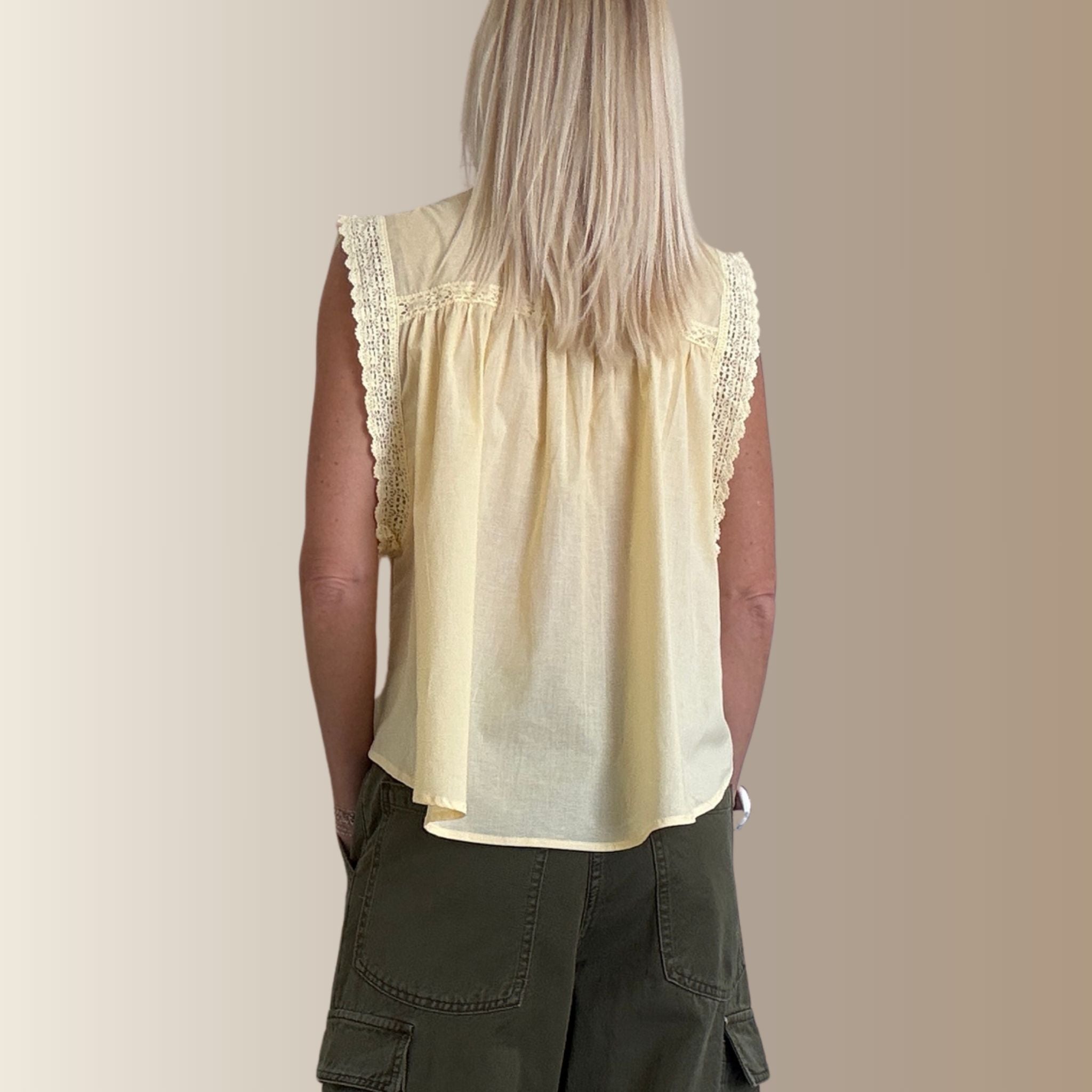 ELOWEN JAUNE PÂLE – Chemise sans manches en voile de coton