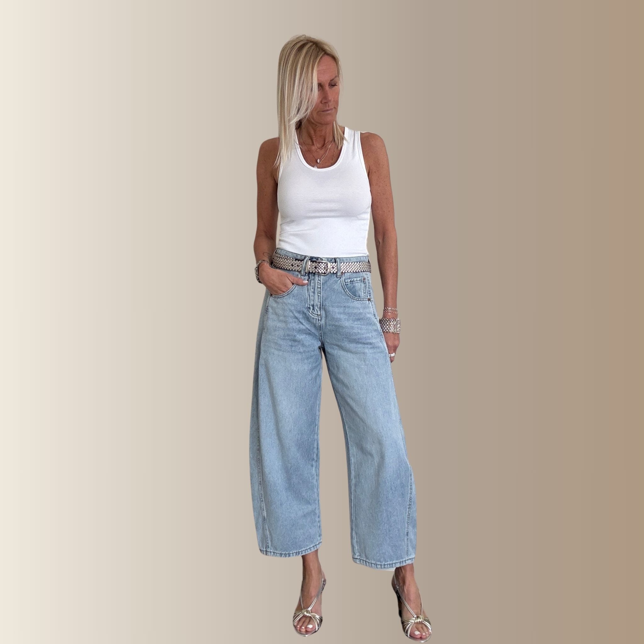 NOEN BLEU CLAIR – Jean barrel cropped