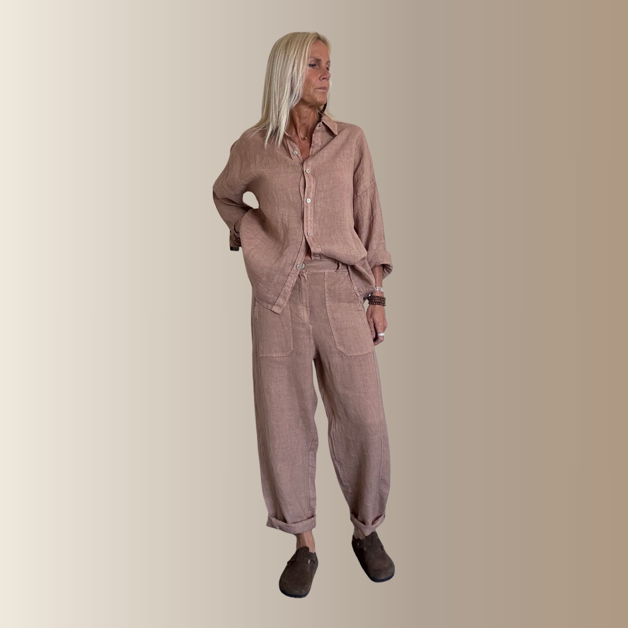 PAOLO MARRON CLAIR – Pantalon barrel en lin