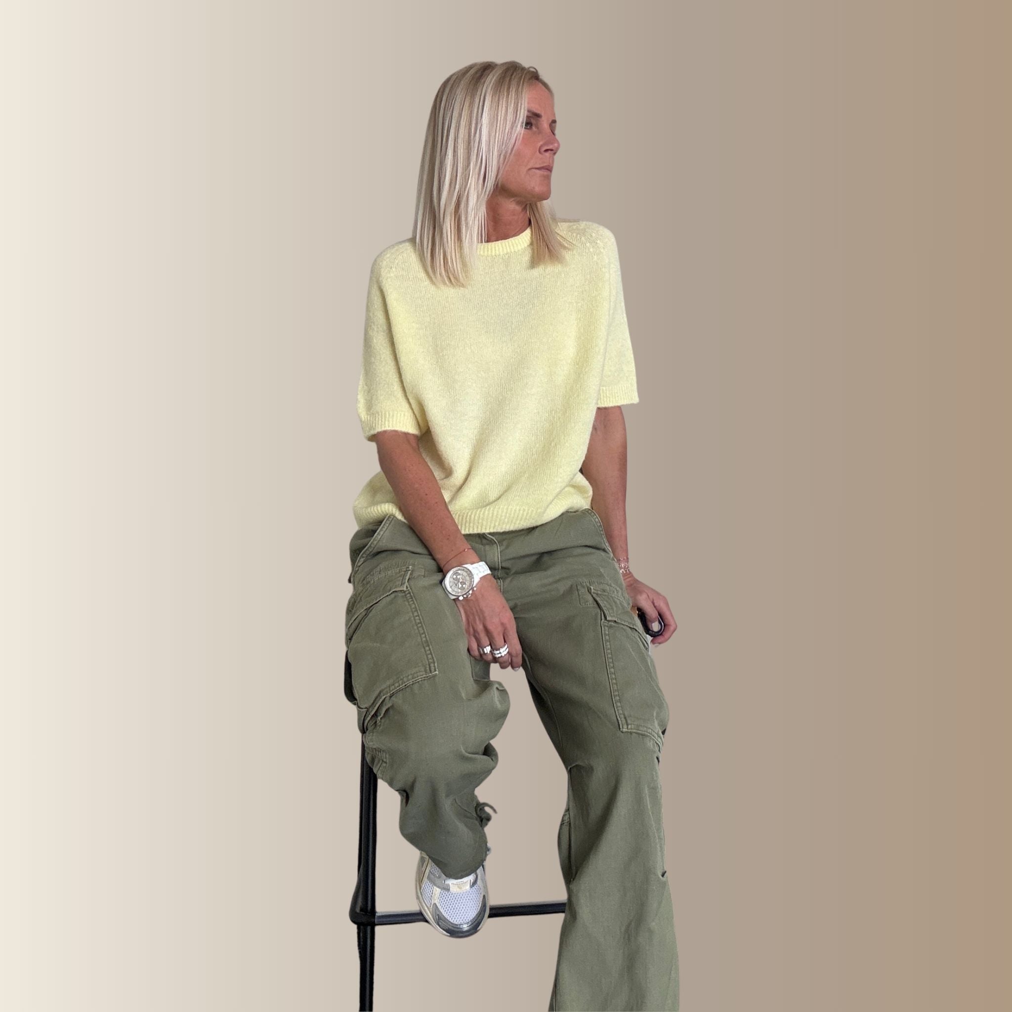 VALENTIN JAUNE – Pull manches courtes en baby alpaga