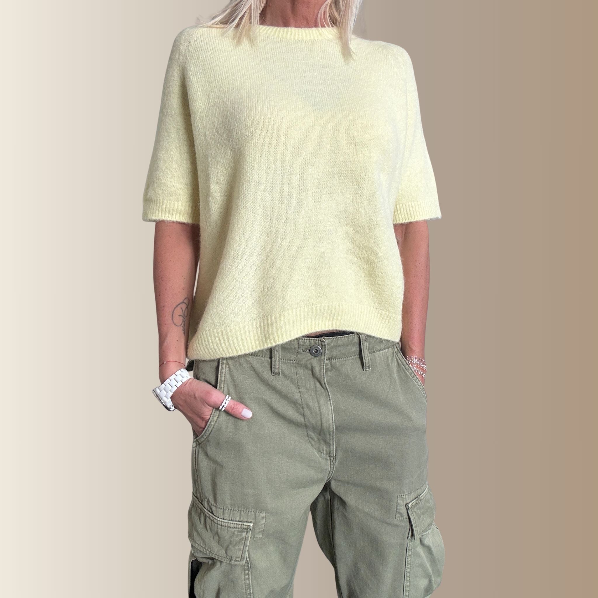 VALENTIN JAUNE – Pull manches courtes en baby alpaga