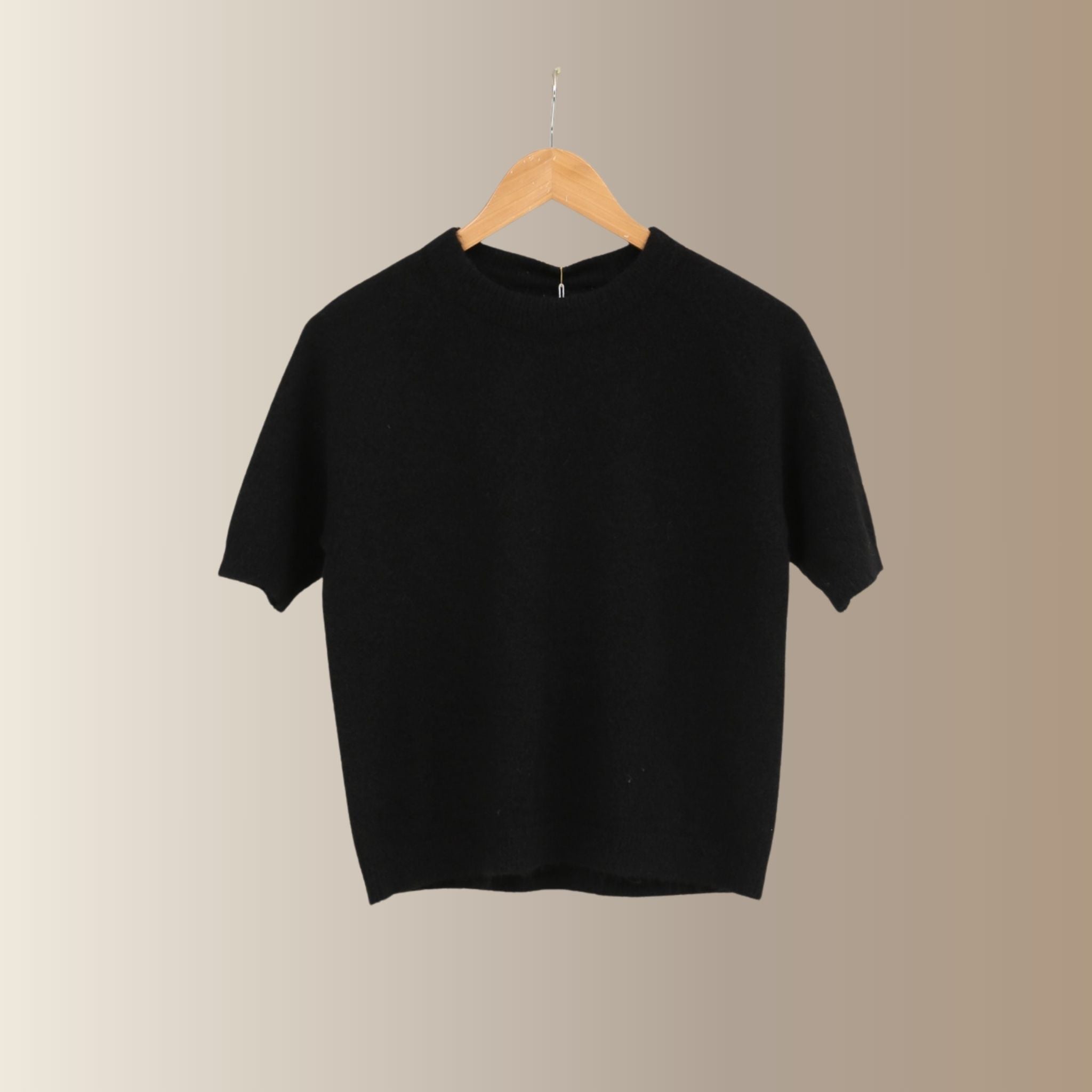 HECTOR NOIR – Pull manches courtes en baby alpaga