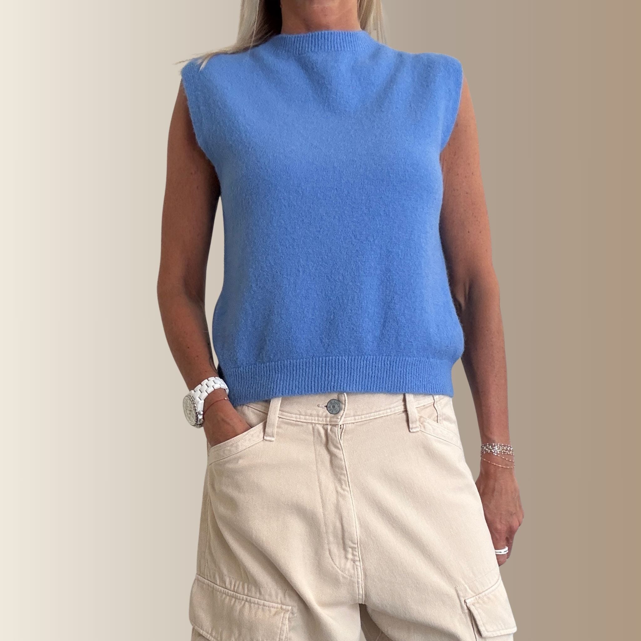 CÉLESTIN BLEU LAVANDE – Pull sans manches en baby alpaga