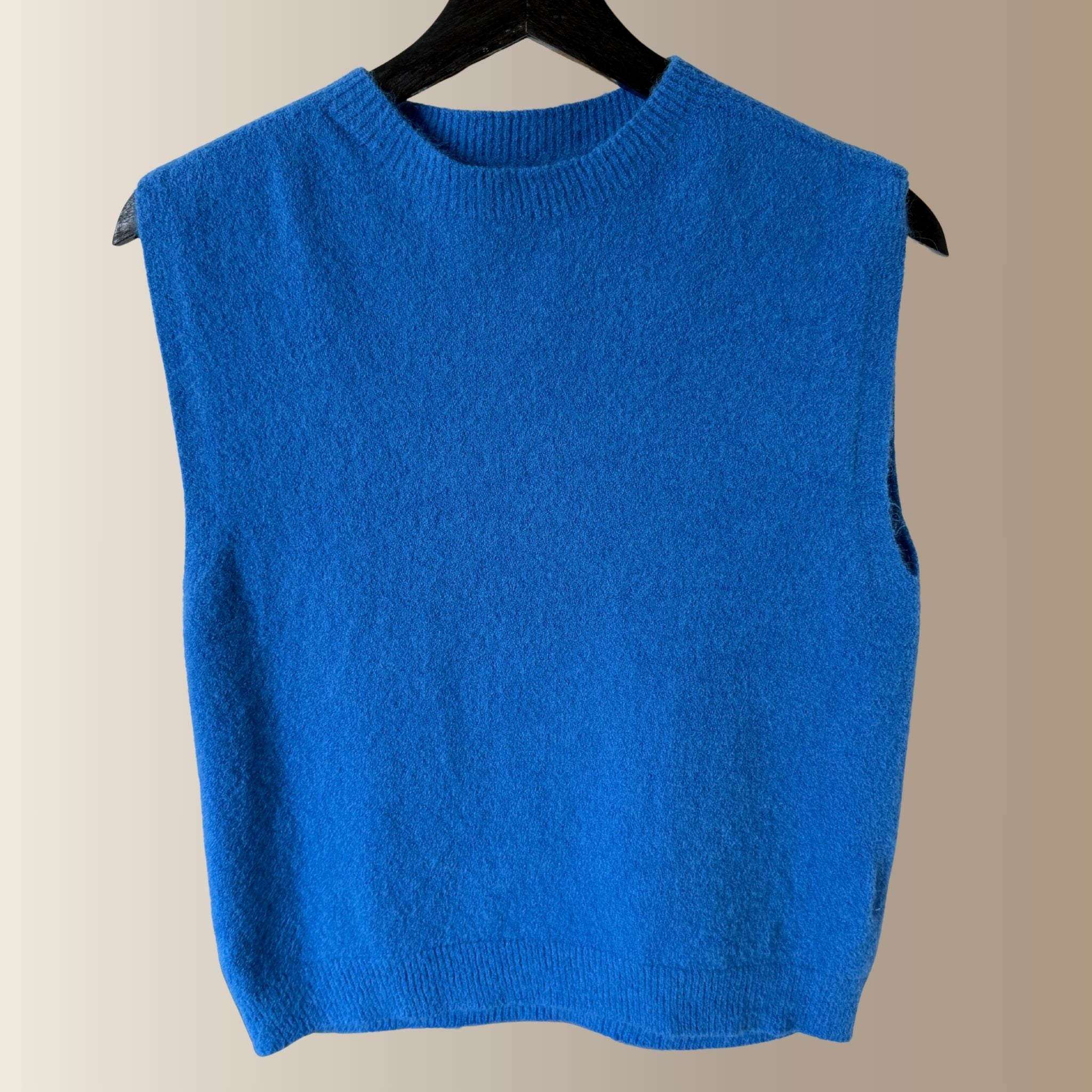 CÉLESTIN BLEU ROI – Pull sans manches en baby alpaga