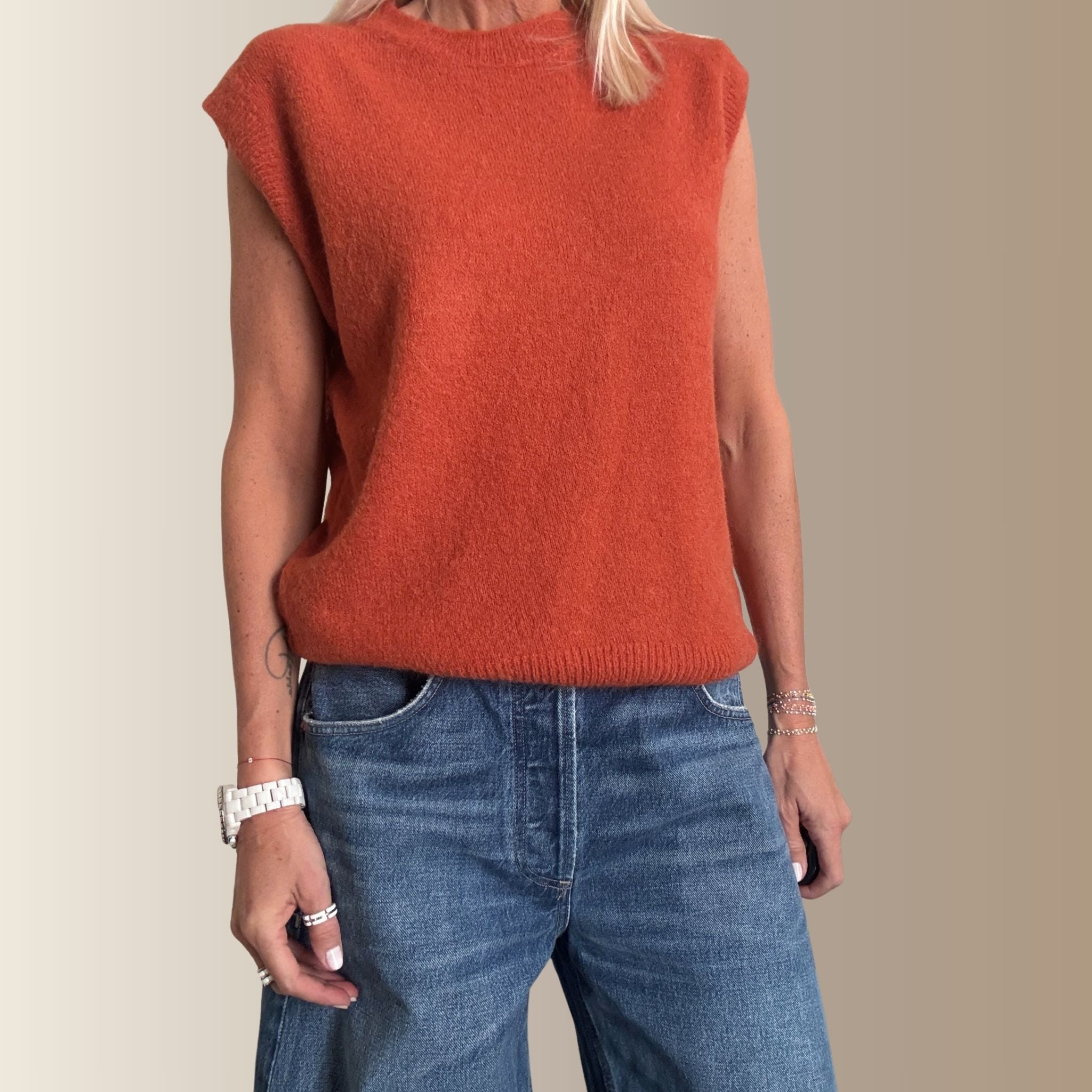 ERNEST TOFFEE – Pull sans manches en baby alpaga