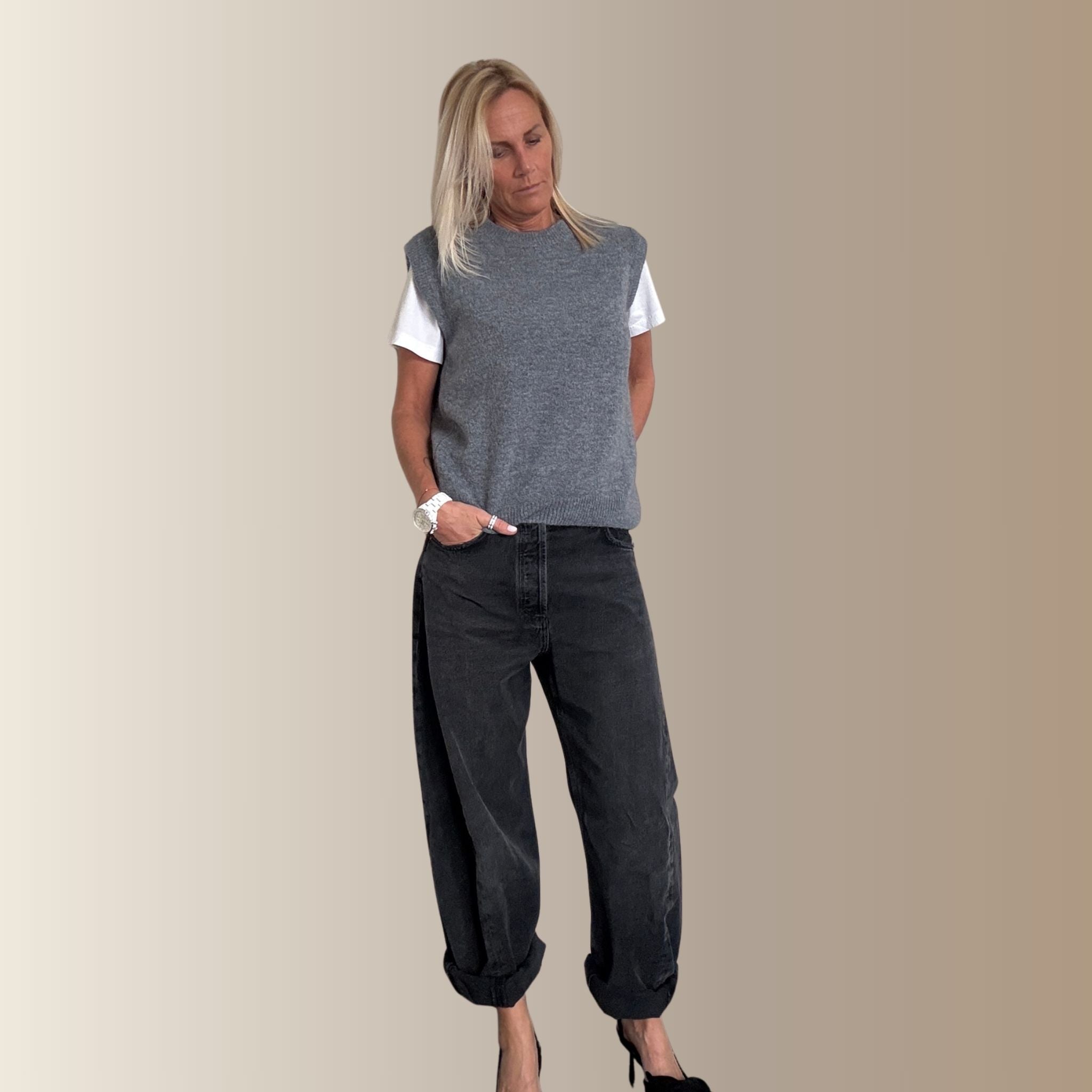 ERNEST GRIS – Pull sans manches en baby alpaga