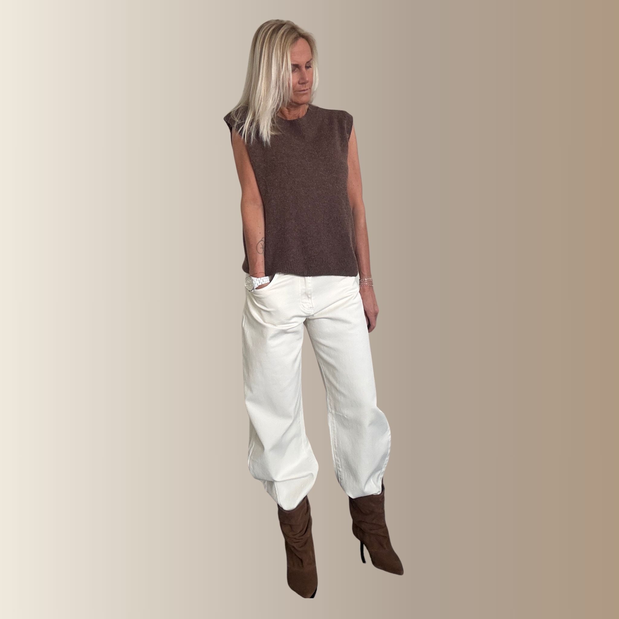 ERNEST MARRON – Pull sans manches en baby alpaga