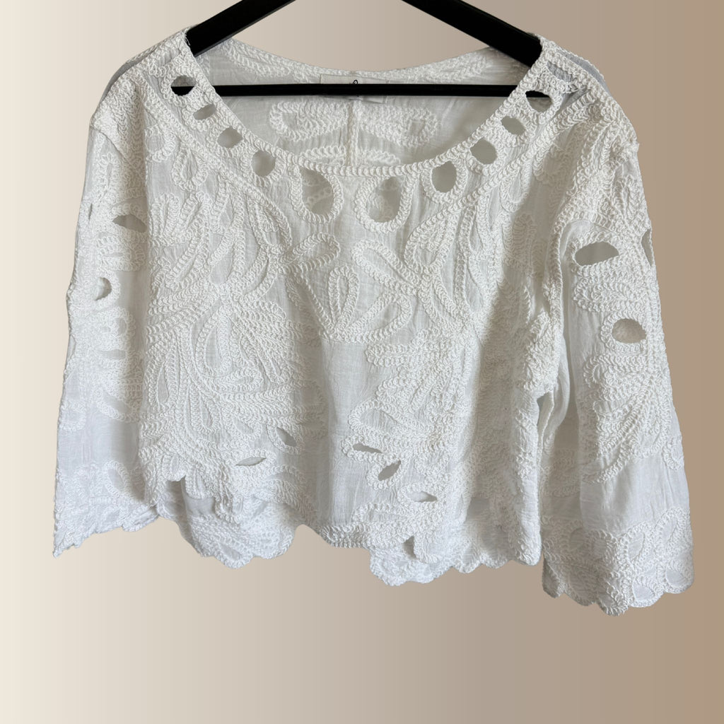 SAYAN BLANC – Top brodé