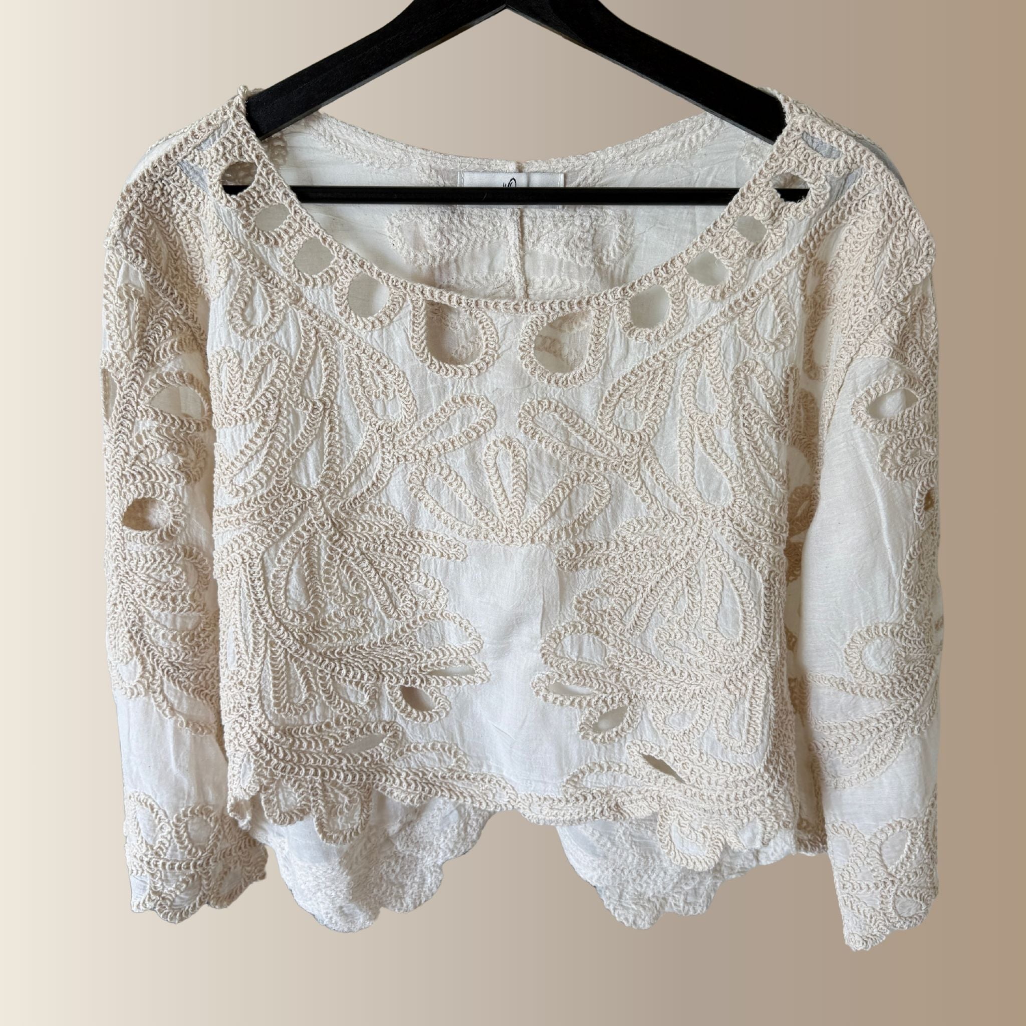 SAYAN ÉCRU – Top brodé